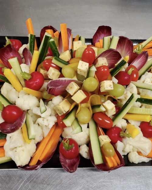 PLATEAU DE LÉGUMES À DÉGUSTER